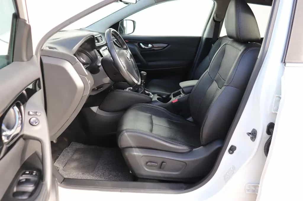 Nissan Qashqai 1.6DIGT TEKNA*LEDER*VOLL-LED*KAMERA*NAVI 04/2017-photo-10