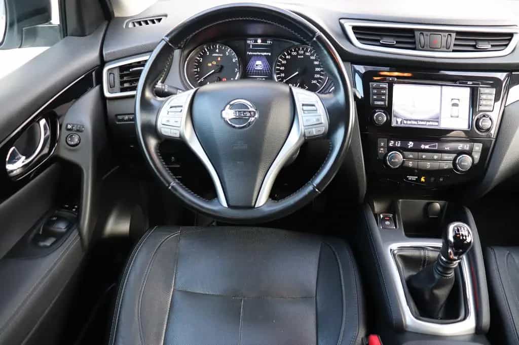 Nissan Qashqai 1.6DIGT TEKNA*LEDER*VOLL-LED*KAMERA*NAVI 04/2017-photo-7