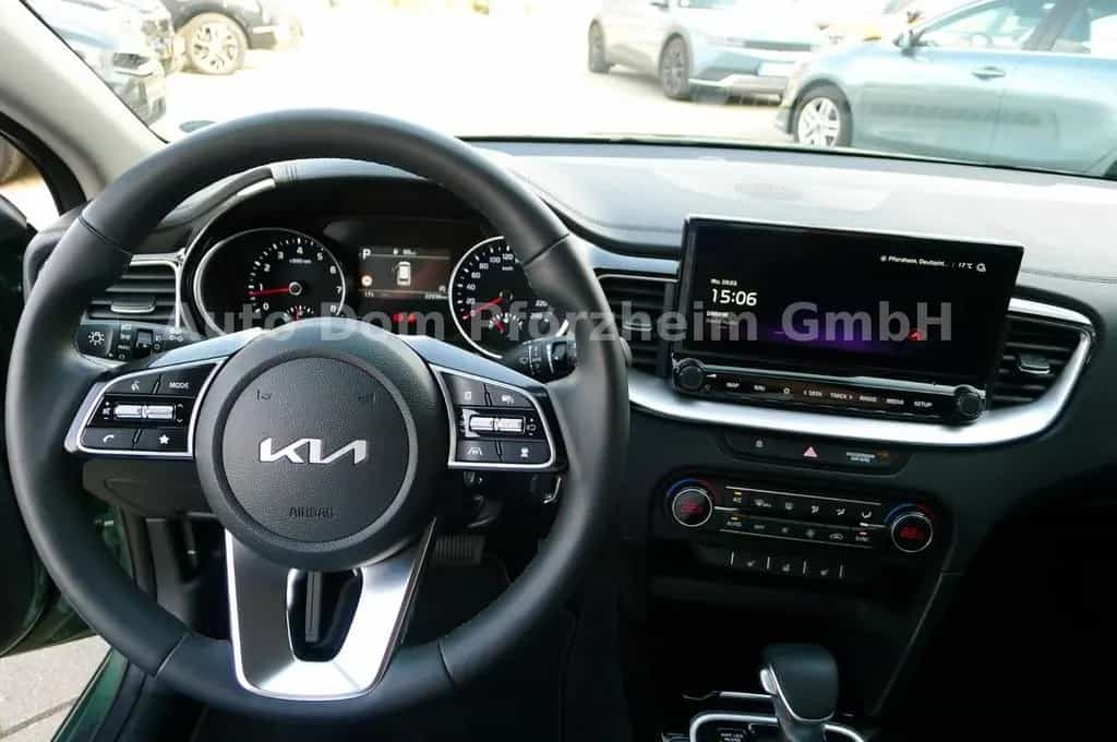 Kia Ceed SW 1.5T DCT Vision / Komfort+ 12/2024-photo-14