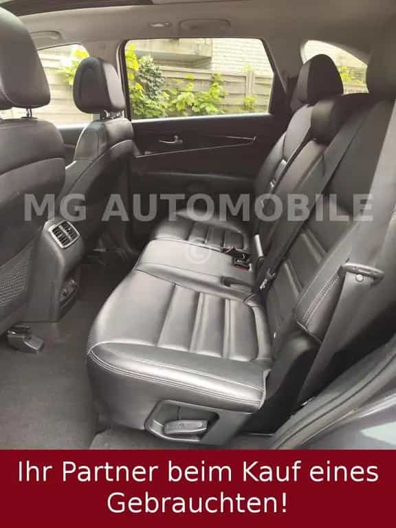 Kia Sorento 2.2 CRDi Spirit 4WD Panorama 7-Sitze LED 05/2016-photo-10