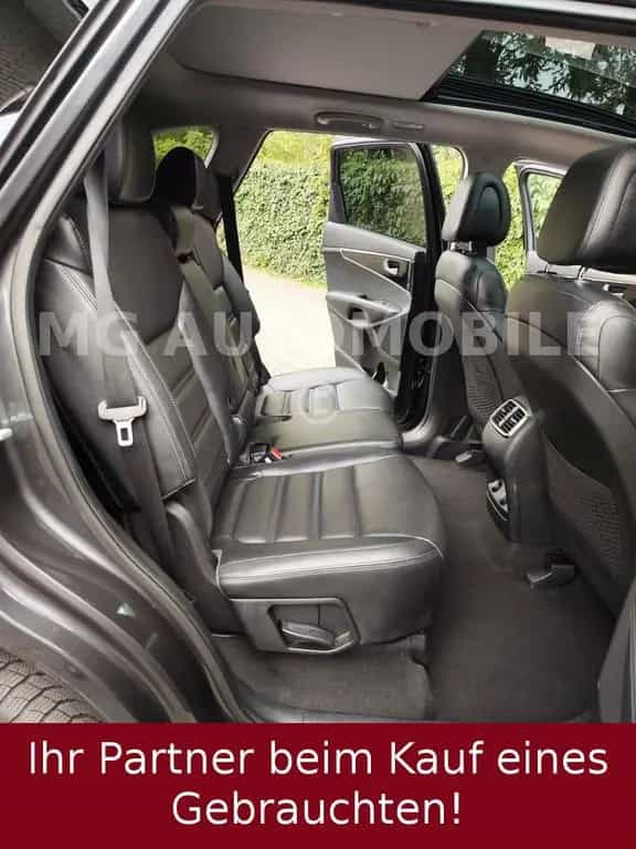Kia Sorento 2.2 CRDi Spirit 4WD Panorama 7-Sitze LED 05/2016-photo-15