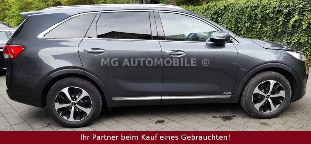Kia Sorento 2.2 CRDi Spirit 4WD Panorama 7-Sitze LED 05/2016-photo-3