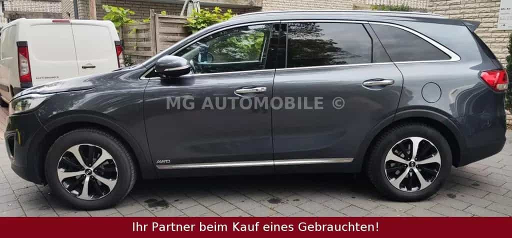 Kia Sorento 2.2 CRDi Spirit 4WD Panorama 7-Sitze LED 05/2016-photo-6