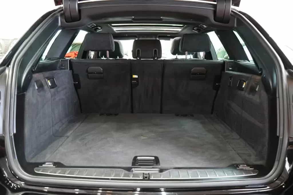 BMW 5 Series 11/2016-photo-4