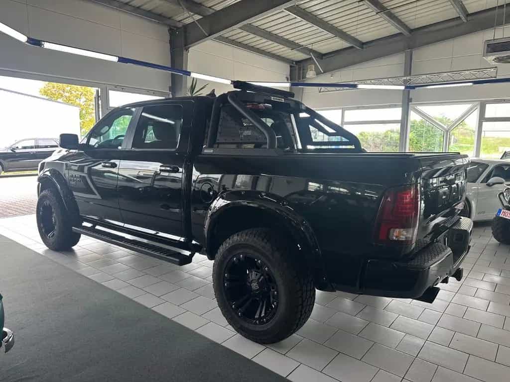 Dodge RAM 5,7 Monster XXL Crewcab Leder 4x4 Night 12/2019-photo-9