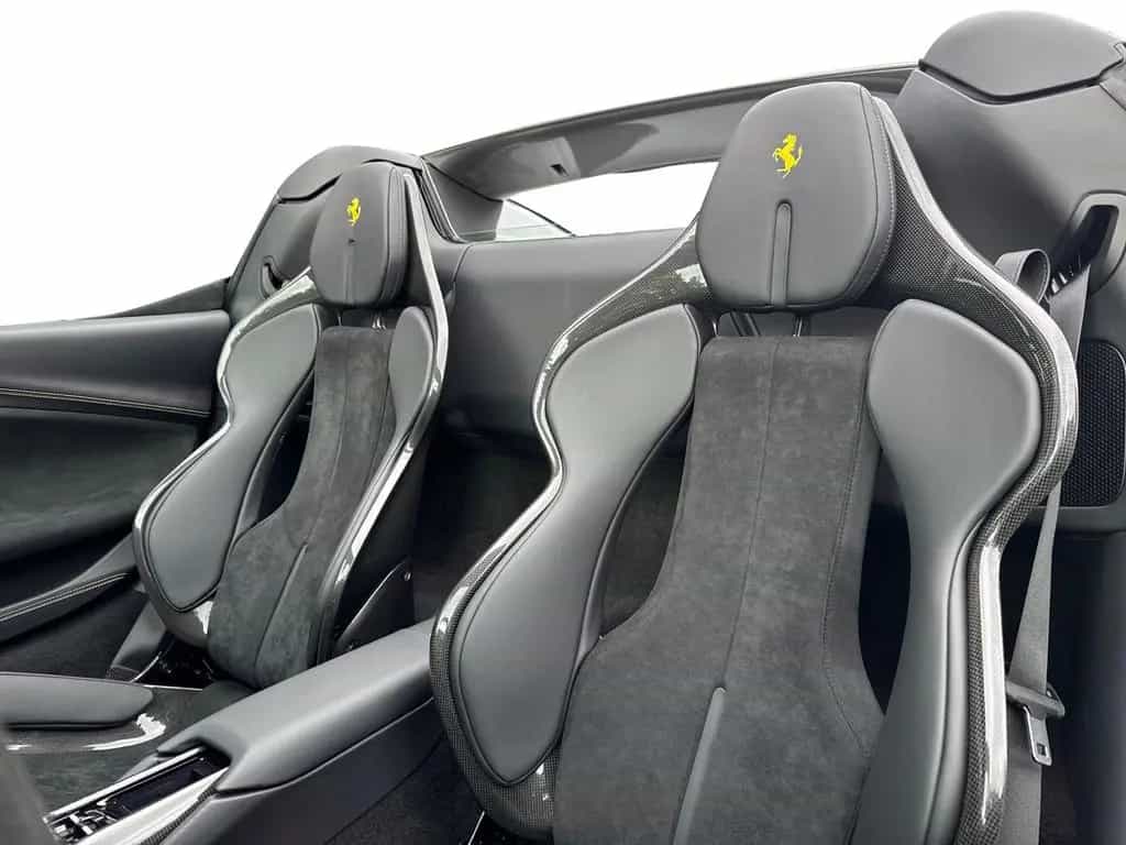 Ferrari 296 GTS *20'' Schmiedefelge*Premium HiFi* 07/2025-photo-14