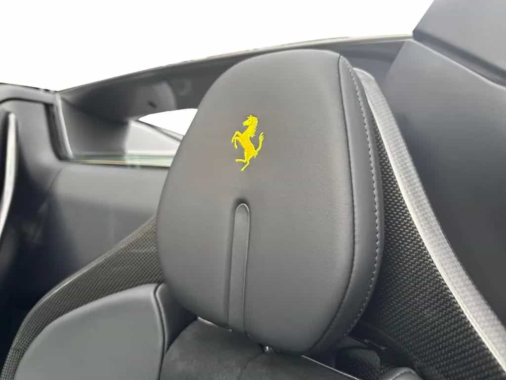 Ferrari 296 GTS *20'' Schmiedefelge*Premium HiFi* 07/2025-photo-17