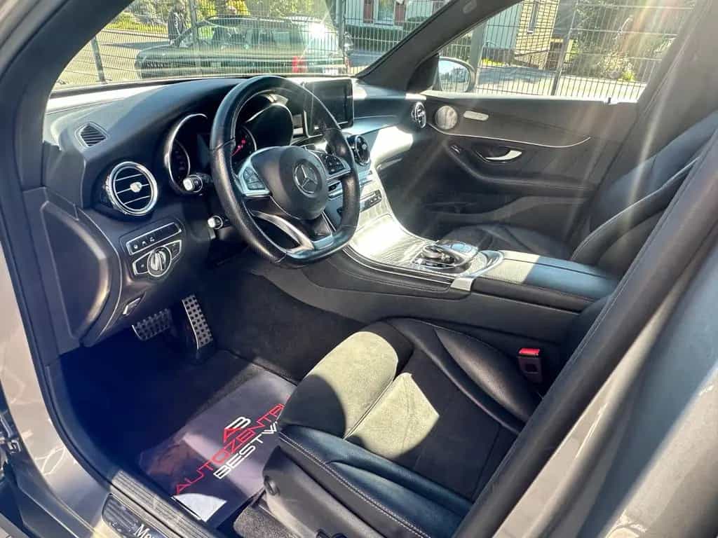 Mercedes-Benz GLC 250 4-Matic*AMG-LINE*BURMESTER*PANO*NIGHT 02/2019-photo-11