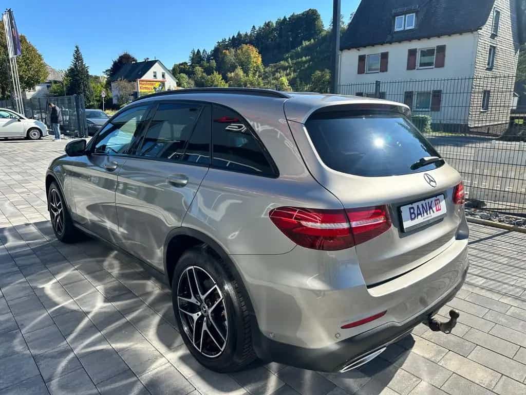 Mercedes-Benz GLC 250 4-Matic*AMG-LINE*BURMESTER*PANO*NIGHT 02/2019-photo-15