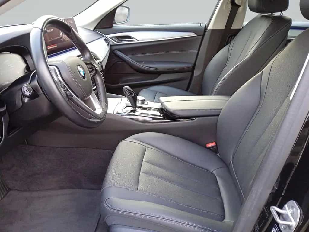 BMW 520 d Touring +HUD+ACC+Hifi+PARK-ASSISTENT+ 08/2022-photo-12