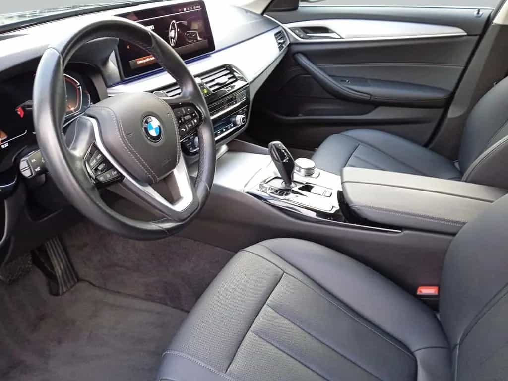 BMW 520 d Touring +HUD+ACC+Hifi+PARK-ASSISTENT+ 08/2022-photo-13