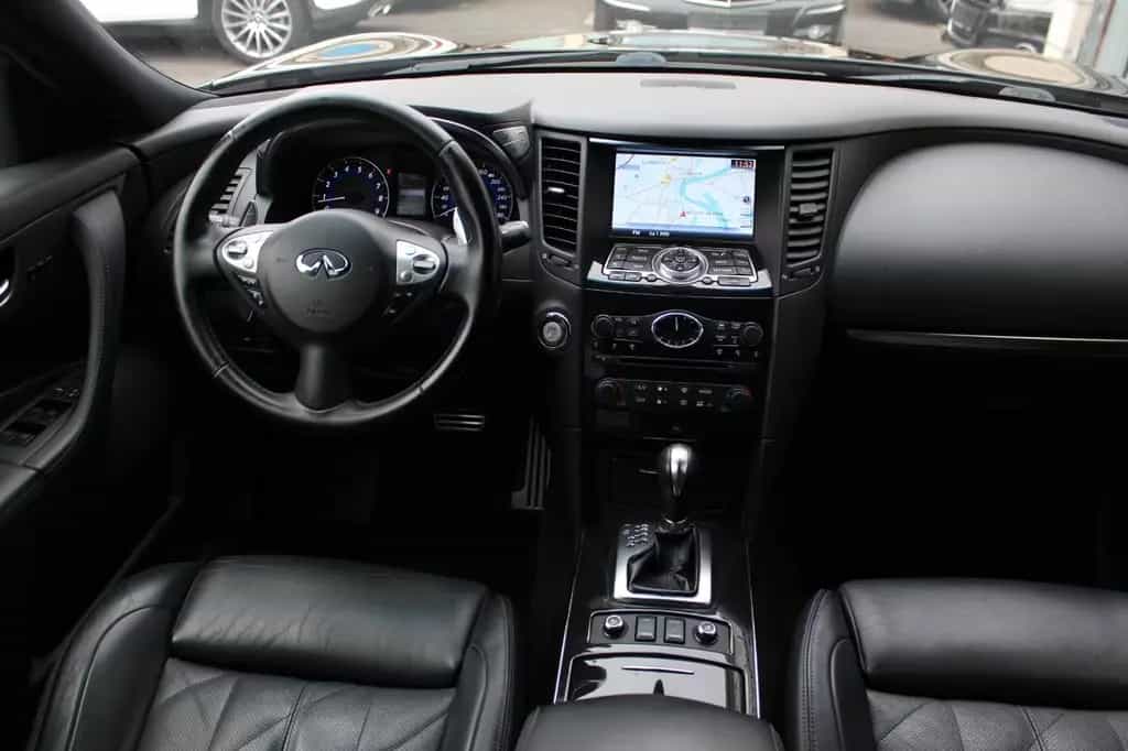 Infiniti QX70 3.7 Ultimate Leder*Xenon*S-Dach*BOSE*ACC 04/2016-photo-13