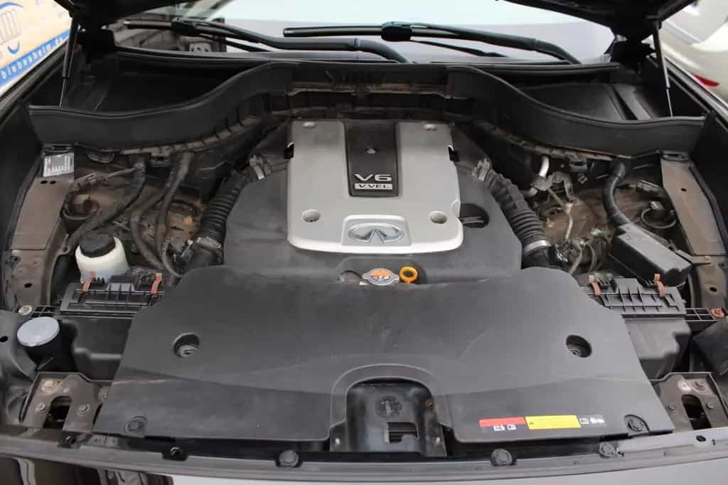 Infiniti QX70 3.7 Ultimate Leder*Xenon*S-Dach*BOSE*ACC 04/2016-photo-27