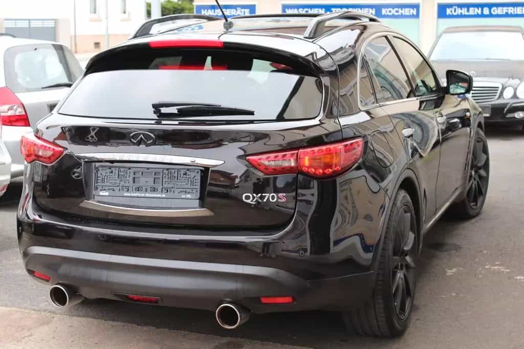 Infiniti QX70 3.7 Ultimate Leder*Xenon*S-Dach*BOSE*ACC 04/2016-photo-4