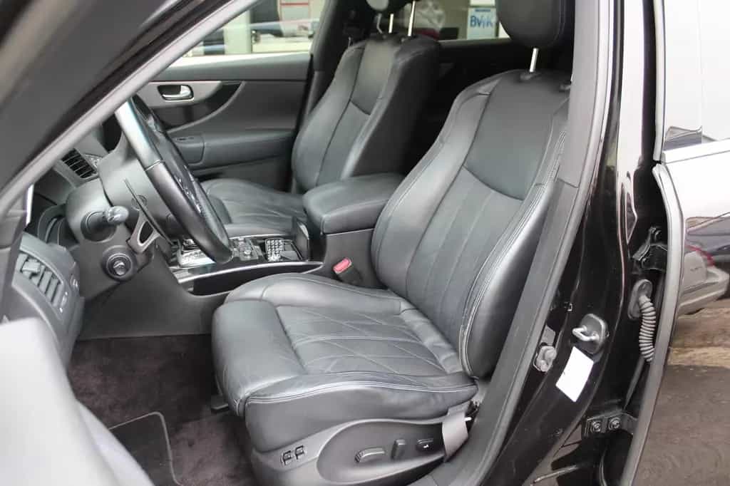 Infiniti QX70 3.7 Ultimate Leder*Xenon*S-Dach*BOSE*ACC 04/2016-photo-7