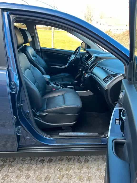 Ssangyong Korando Crystal 4x2*Automatik/AHK/TÜV NEU* 04/2015-photo-14