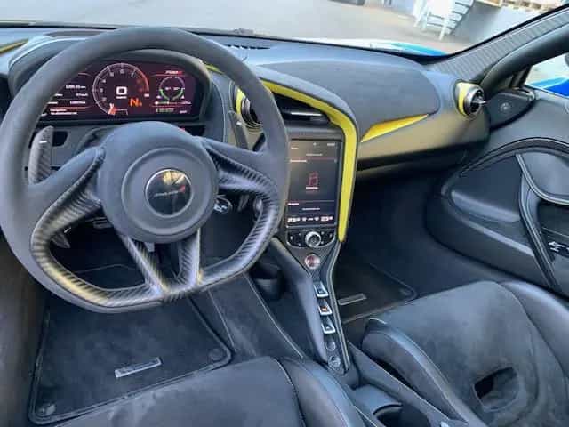 McLaren 720S MSO Colour, full Carbon, Scheckheft 06/2018-photo-2
