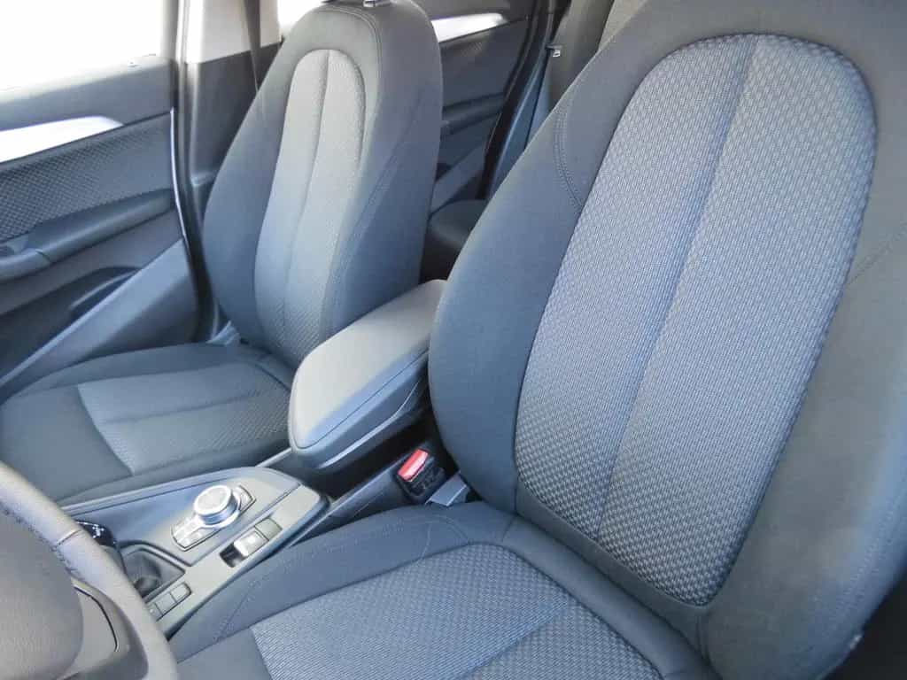 BMW X1 sDrive 18 i Advantage AHK LED Navi PA Sitzh. 12/2021-photo-7