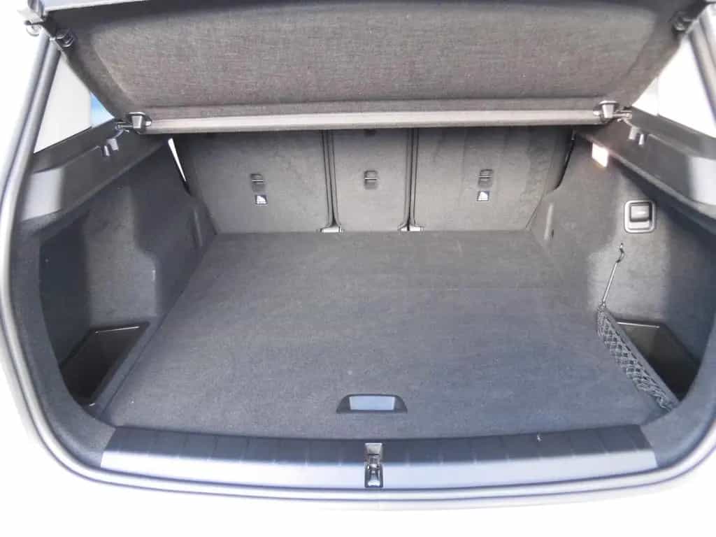 BMW X1 sDrive 18 i Advantage AHK LED Navi PA Sitzh. 12/2021-photo-9