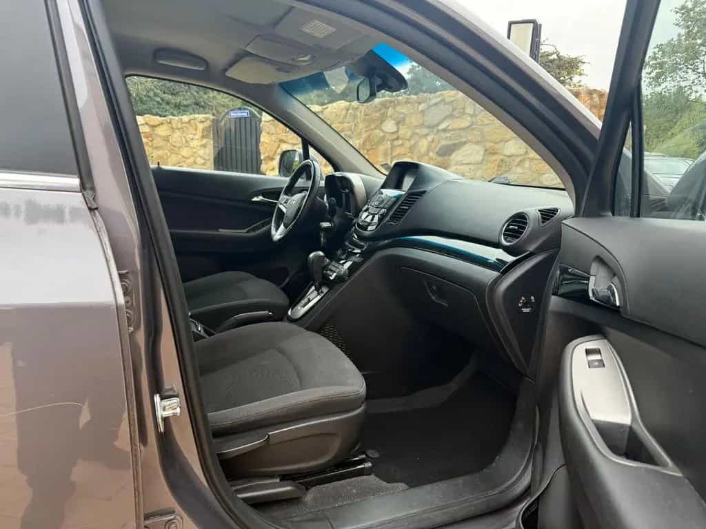 Chevrolet Orlando 2.0 Diesel LTZ+Navi+SHZ+7 Sitze+1Hd 04/2012-photo-11