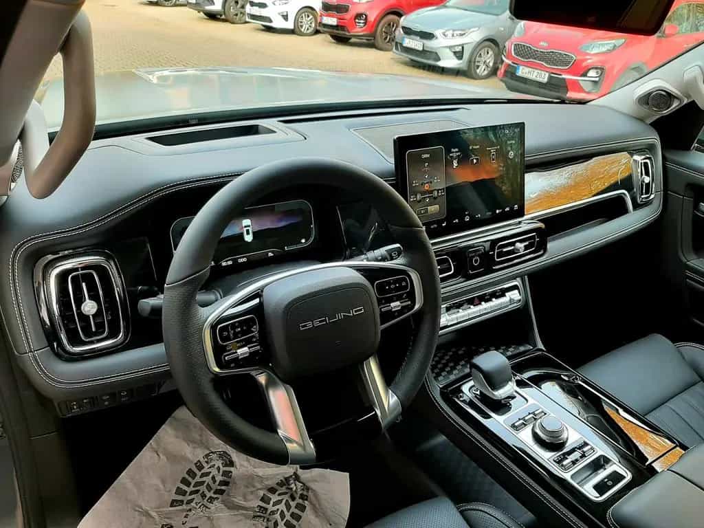 BAIC BJ60 2.0T MHEV AWD AT8 360° LED 3 Zonen Klima GD null-photo-7