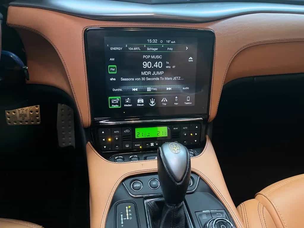 Maserati GranCabrio Sport 03/2019-photo-12