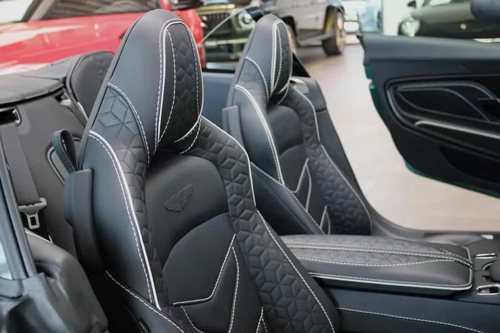 Aston Martin DBS 5.2 V12 VOLANTE RACING GREEN! 03/2024-photo-11