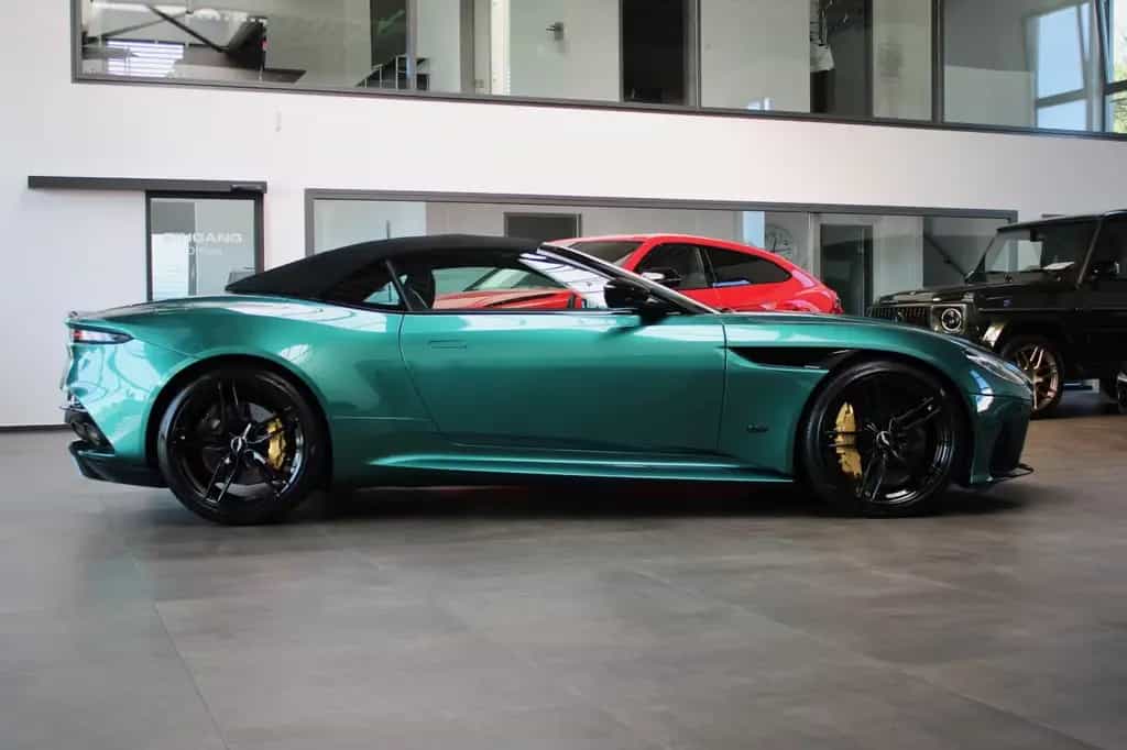 Aston Martin DBS 5.2 V12 VOLANTE RACING GREEN! 03/2024-photo-9