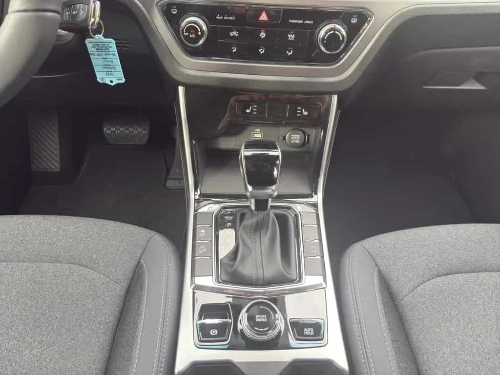 KGM Korando Nomad 1.5 T-GDi 6-AT 2WD Navi Digitales 11/2025-photo-17
