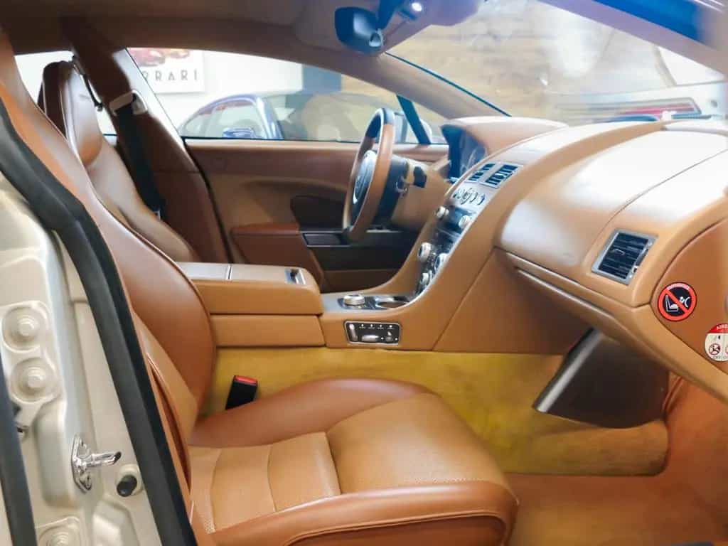 Aston Martin Rapide 6.0 V12 Touchtronic Luxury 01/2011-photo-10