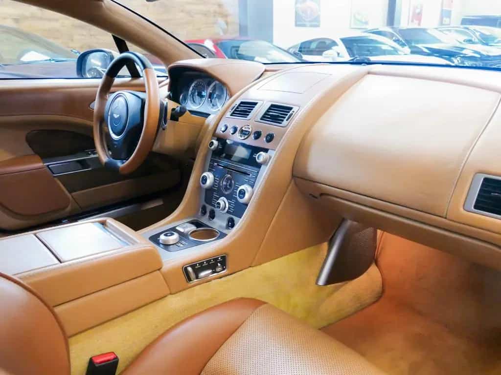 Aston Martin Rapide 6.0 V12 Touchtronic Luxury 01/2011-photo-11