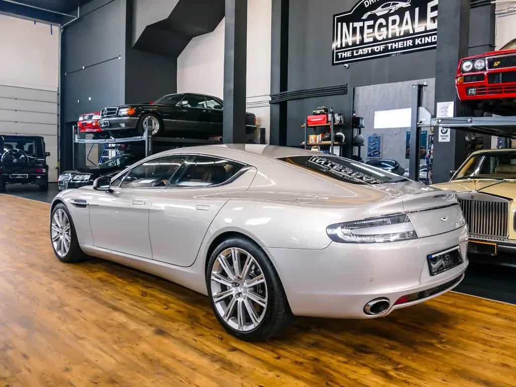 Aston Martin Rapide 6.0 V12 Touchtronic Luxury 01/2011-photo-5