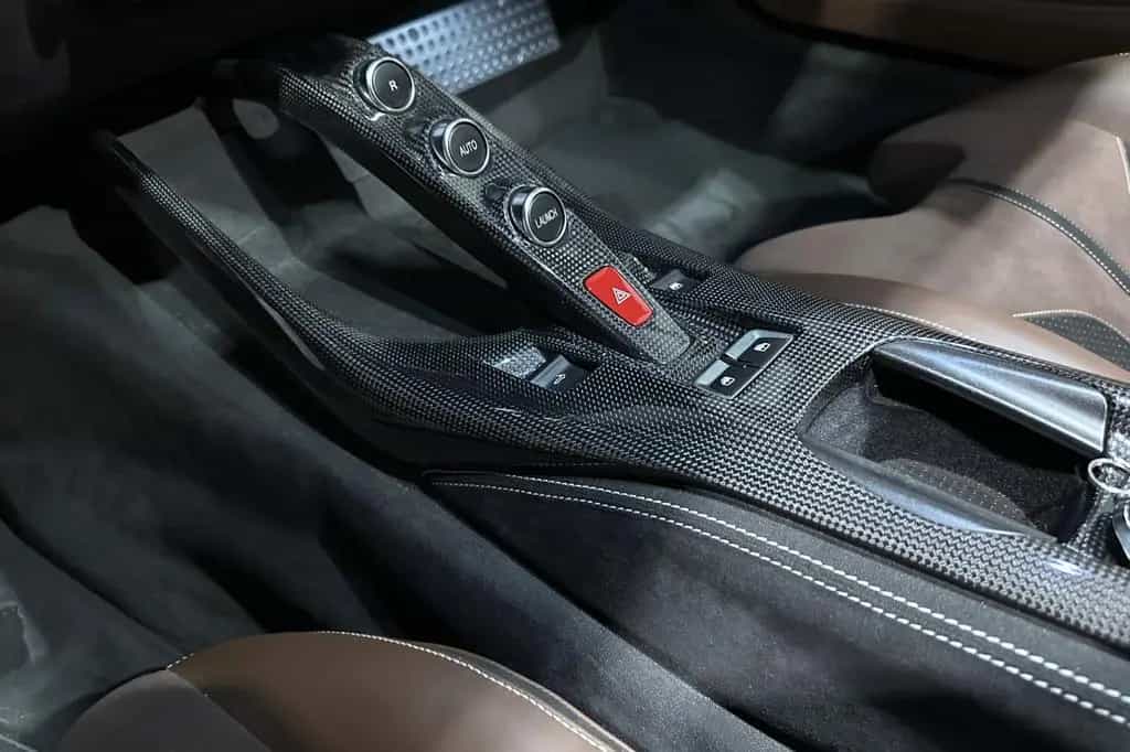 Ferrari 812 GTS | 1. Hand | Lift | Carbon | ADAS 04/2023-photo-21