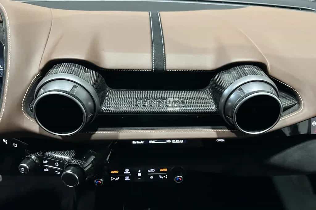 Ferrari 812 GTS | 1. Hand | Lift | Carbon | ADAS 04/2023-photo-22