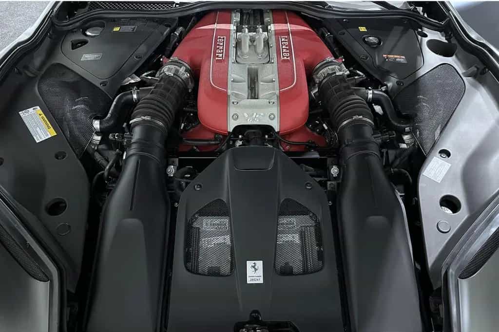 Ferrari 812 GTS | 1. Hand | Lift | Carbon | ADAS 04/2023-photo-25