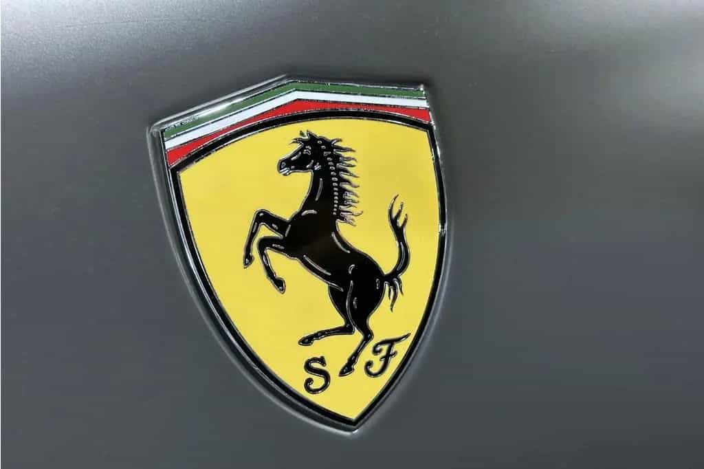 Ferrari 812 GTS | 1. Hand | Lift | Carbon | ADAS 04/2023-photo-9