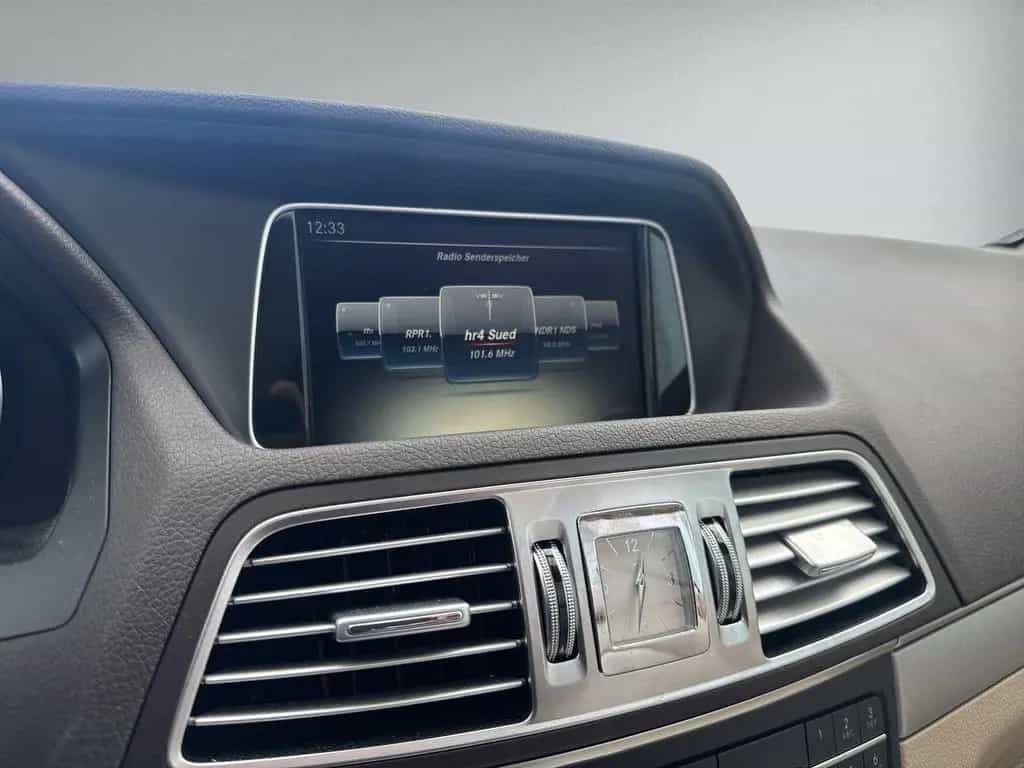 Mercedes-Benz E-Class 250 CGI Navi Klima ASC LED ILS AHK Leder 06/2015-photo-12