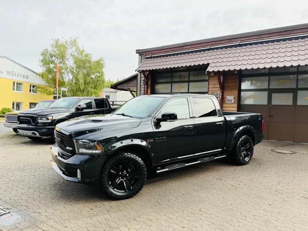Dodge RAM LIMITED*LUFT*RAMBOX*VOLL*AHK*NAVI*OFFROAD*GARANT 12/2017-photo-0