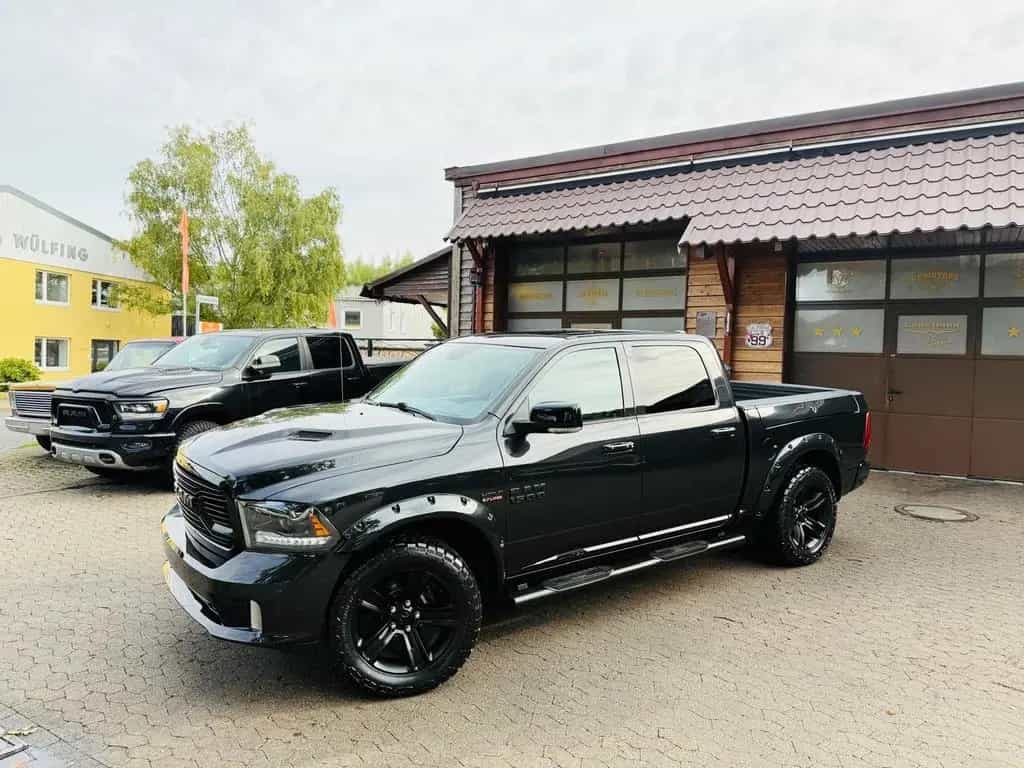 Dodge RAM LIMITED*LUFT*RAMBOX*VOLL*AHK*NAVI*OFFROAD*GARANT 12/2017-photo-1