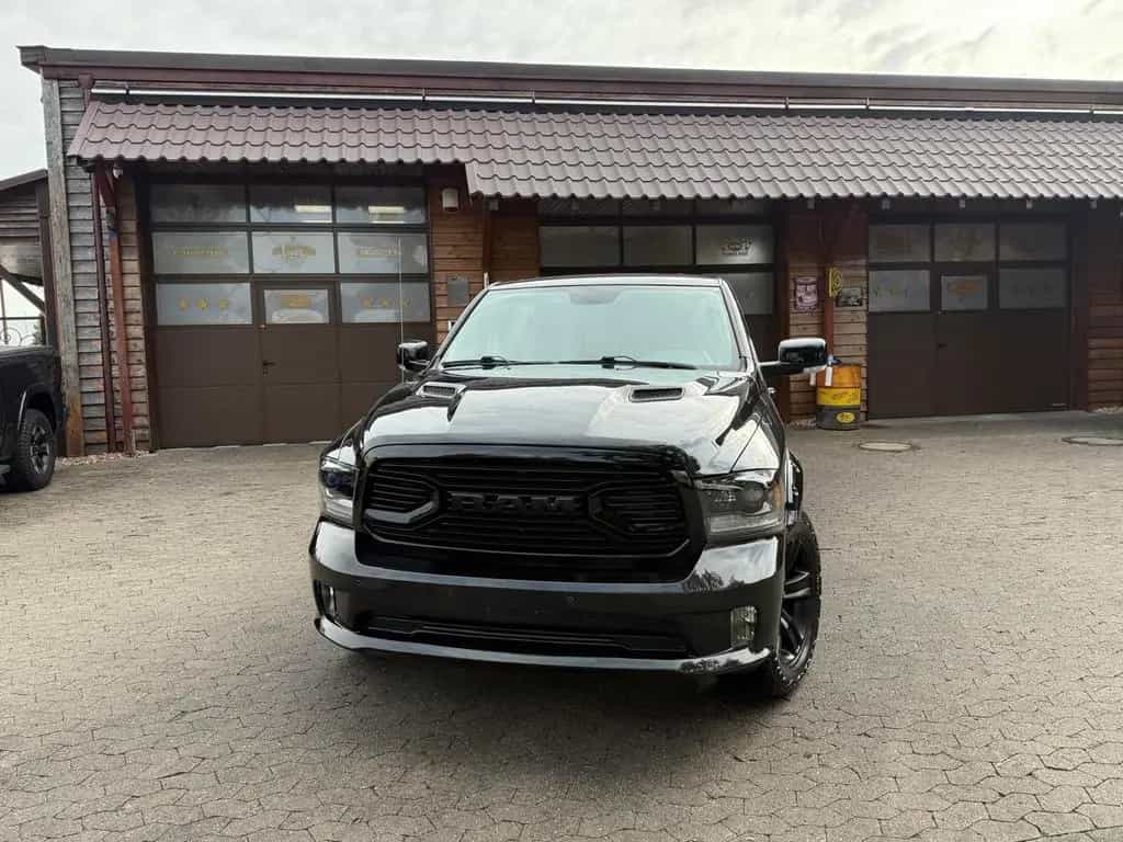 Dodge RAM LIMITED*LUFT*RAMBOX*VOLL*AHK*NAVI*OFFROAD*GARANT 12/2017-photo-3
