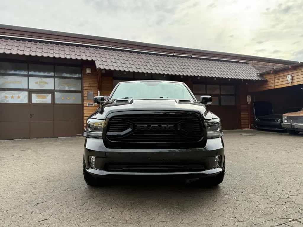 Dodge RAM LIMITED*LUFT*RAMBOX*VOLL*AHK*NAVI*OFFROAD*GARANT 12/2017-photo-9
