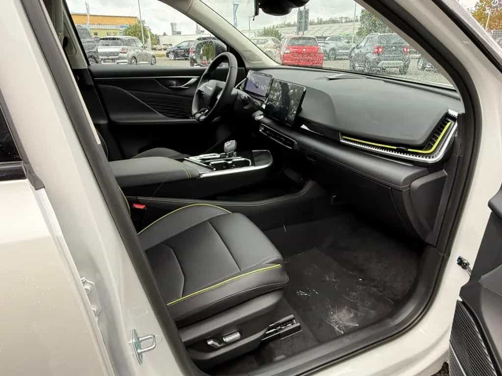 BAIC X55 LUXURY 1.5 GDI 7DTC-Automatik null-photo-12