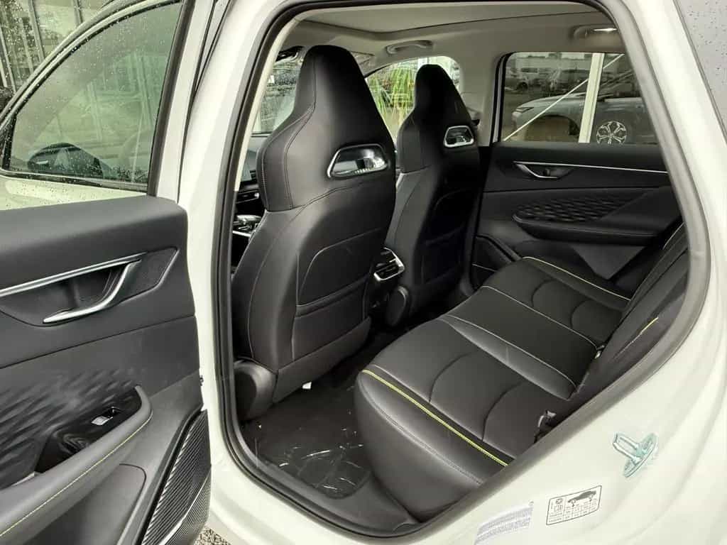 BAIC X55 LUXURY 1.5 GDI 7DTC-Automatik null-photo-9