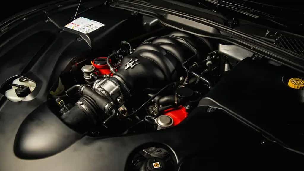 Maserati GranCabrio 4.7 V8 MC Automatik 05/2019-photo-13