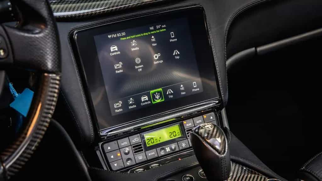 Maserati GranCabrio 4.7 V8 MC Automatik 05/2019-photo-27