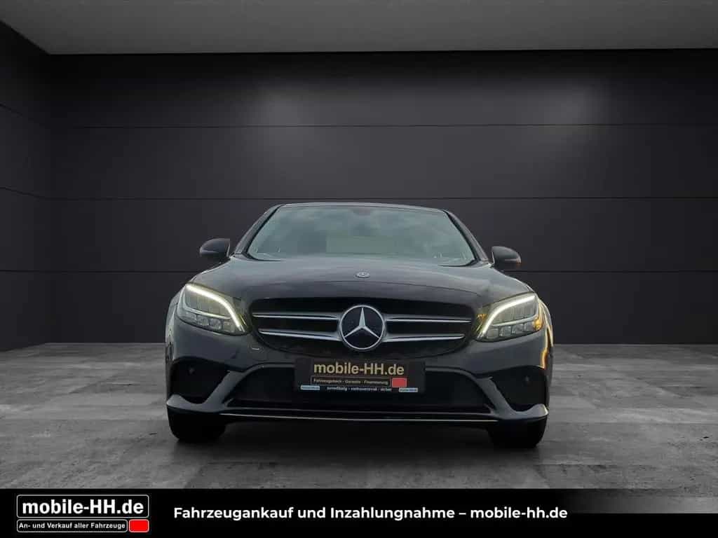 Mercedes-Benz C 180 CGI*SHZ*LED*KAMERA*AVANTGARDE*GEPFLEGT* 01/2019-photo-1