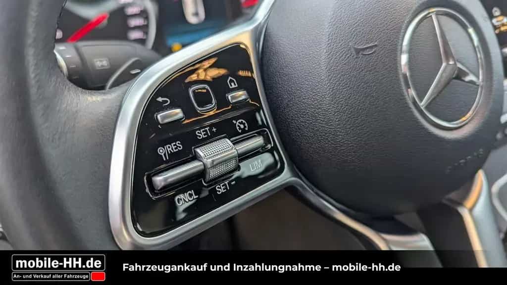 Mercedes-Benz C 180 CGI*SHZ*LED*KAMERA*AVANTGARDE*GEPFLEGT* 01/2019-photo-11