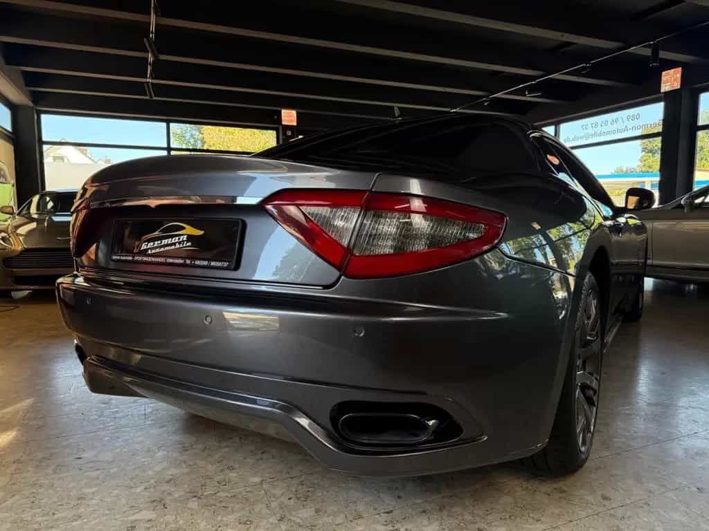 Maserati Granturismo 4.7 V8++FACELIFT++SPORTAUSPUFF 11/2013-photo-16
