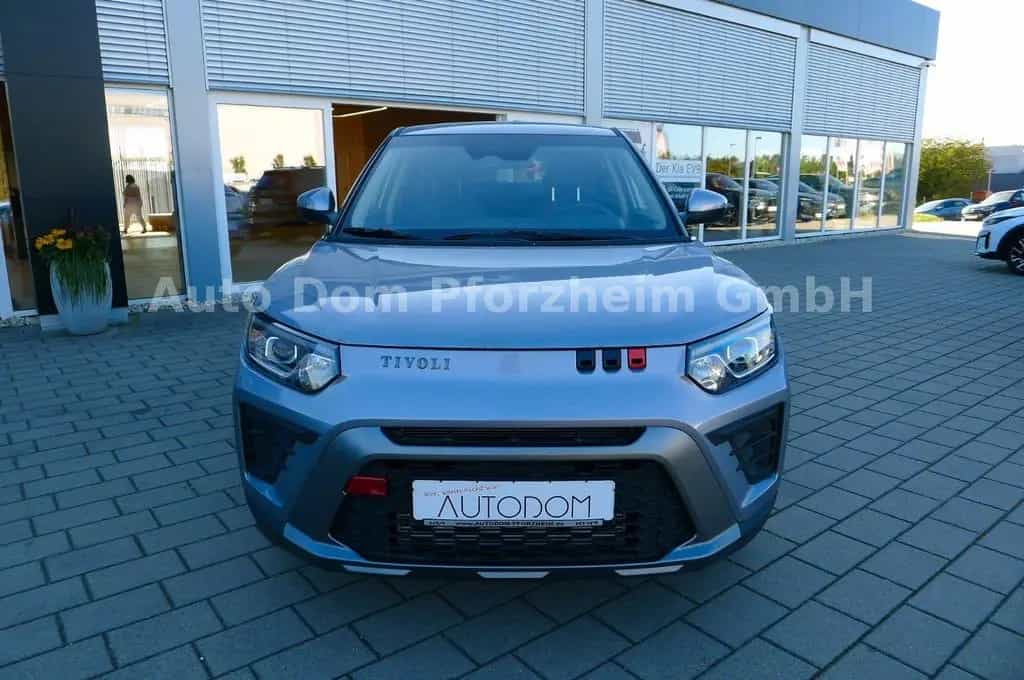 KGM Tivoli 1,5T NOMAD /FWD/AT/KAMERA null-photo-1
