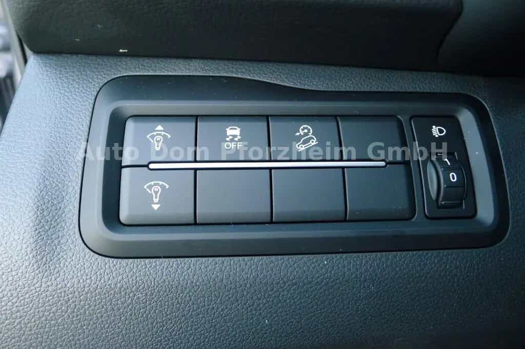 KGM Tivoli 1,5T NOMAD /FWD/AT/KAMERA null-photo-12
